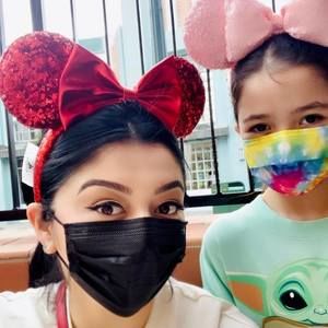 Meet your Posher, Edna